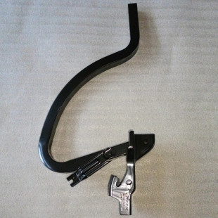 Петля крышки багажника левая Changan C589F270107-0200