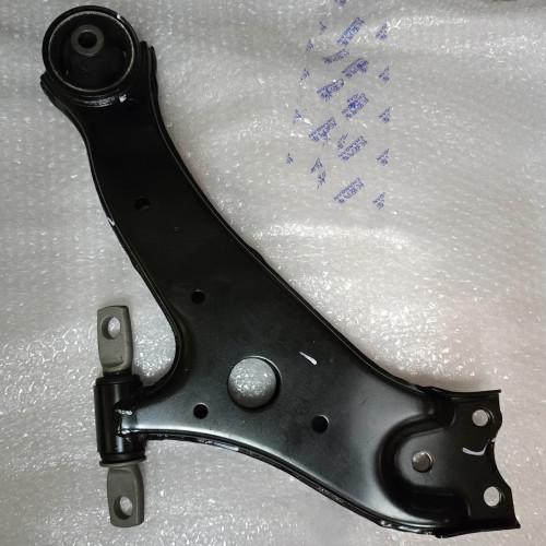 Рычаг передней подвески правый CD569F260202-0300 Changan CS95, CS95 Plus, Uni-K